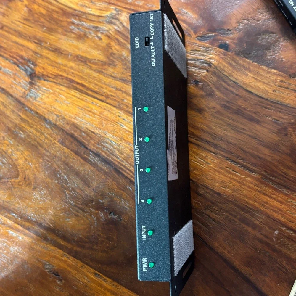 Crestron HD-DA4-4K-E 1-to-4 HDMI Distribution Amplifier 4K UHD Video Splitter
